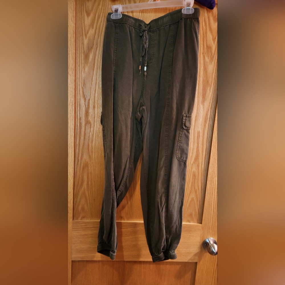 Cargo pants